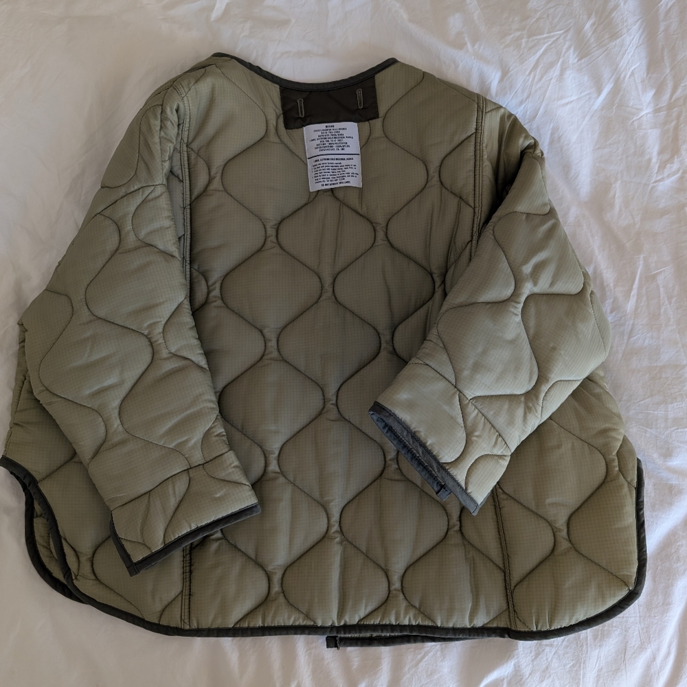 The Frankie Shop Teddy Quilted Jacket Olive Green XS/S - Picture 2 of 6